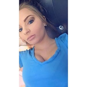 Meet your Posher, Kennady